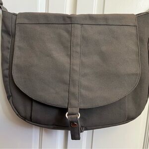 Christy Studio Kylie Crossbody Messenger Bag